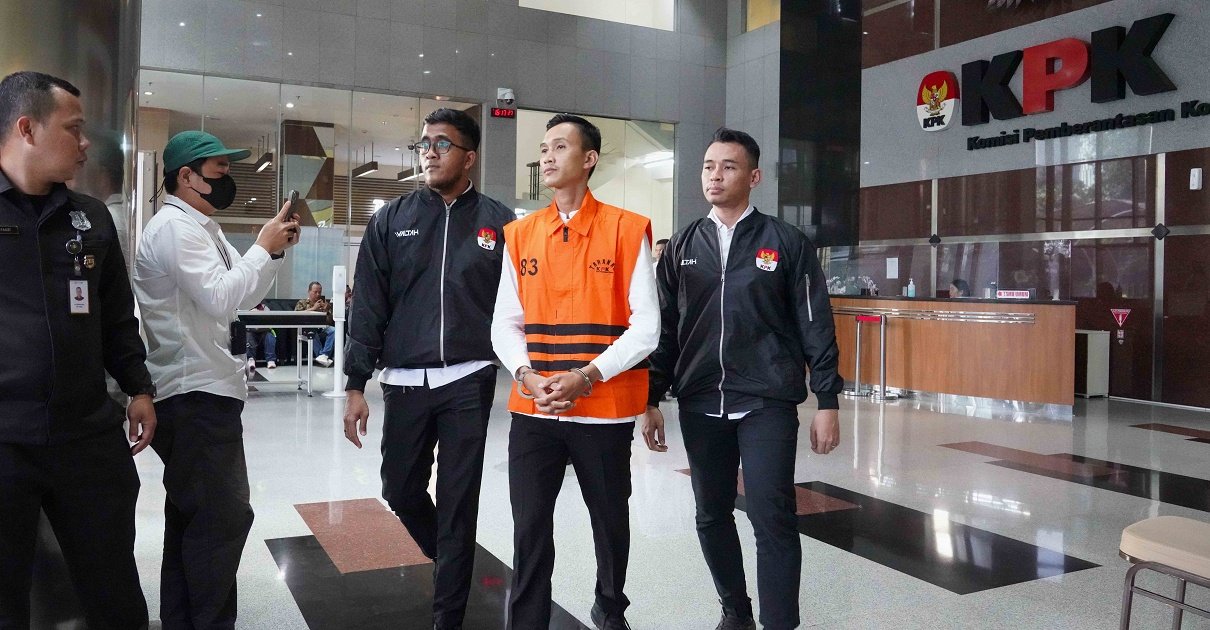 Terungkap! Peran Ajudan Gubernur Riau di Balik Aliran Uang Ratusan Juta